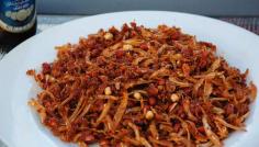 Fried Ikan bilis with peanuts