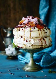 Pavlova / Wedding Cake Inspiration / The LANE