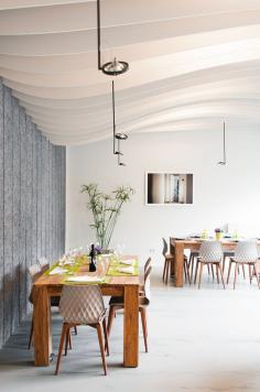 QKing Restaurant, Milano, Italy designed by Modourbano