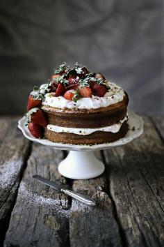 strawberry sponge cake