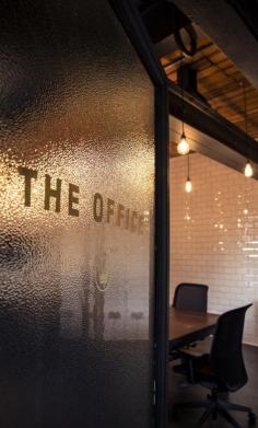 Tips to conduct a culture-appropriate interview.