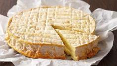 Food Poisoning Outbreak: The Jindi company has issued a ''precautionary'' and ''voluntary'' recall of all cheeses it made before January 7. This takes in more than 100 products sold under several brand names including Jindi, Wattle Valley, Coles Finest and Harris Farm with use-by dates ranging from February 17 to April 4 and distributed throughout Australia and internationally. www.smh.com.au/...