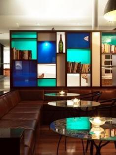 DIAMANT BOUTIQUE HOTEL CANBERRA - Managed by 8Hotels Collection, this spectacular 80 room luxury boutique hotel is positioned by Lake Burley Griffin at the intersection of Marcus Clarke Street and Edinburgh Avenue.