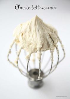 Classic buttercream frosting recipe on iheartnaptime.com -creamy, sweet and delicious! The perfect frosting for cupcakes, cookies and cakes....