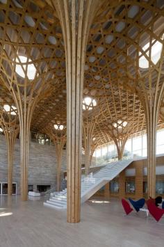 Nine Bridges Country Club  / Shigeru Ban Architects