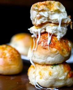 Yammie's Noshery: Peeta's Stuffed Cheese Buns