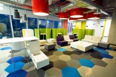 An office in Mexico City by spAce Arquitectura and Petagono Estudio.