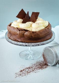 Chocolate cloud cake