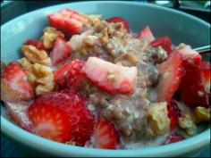 Overnight Slow Cooker Banana-Coconut Steel-Cut Oatmeal