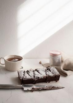 Izy's Swedish Chocolate Cake | www.acozykitchen.com