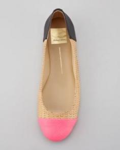 
                        
                            Roasted Acorn Squash with Kale and Pecans
                        
                    