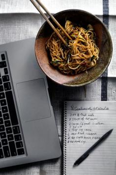 5 minute scallion-fat noodle