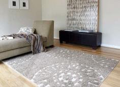 
                        
                            How to Decorate an Apartment
                        
                    