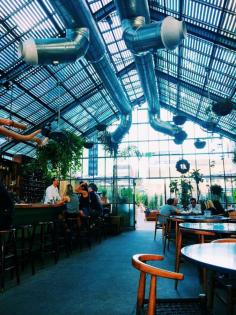 
                        
                            Commissary, Los Angeles
                        
                    