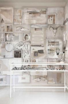 
                        
                            Hueso Restaurant Mexico by Ignacio Cadena | www.yellowtrace.c...
                        
                    