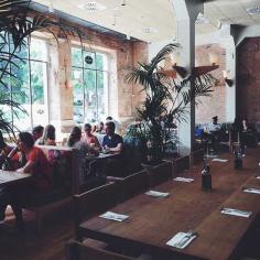 
                        
                            FLAX & KALE: Cocina vegetariana en un ambiente cool e internacional en Barcelona | DolceCity.com
                        
                    