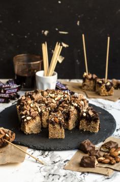 Shopper Habits /-/ Toasted Snickers Rice Crispy Dippers