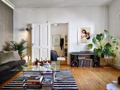 
                    
                        An apartment with a zest for display!
                    
                