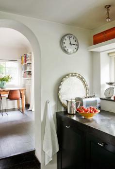 
                    
                        A Dutch artist's atelier and home
                    
                