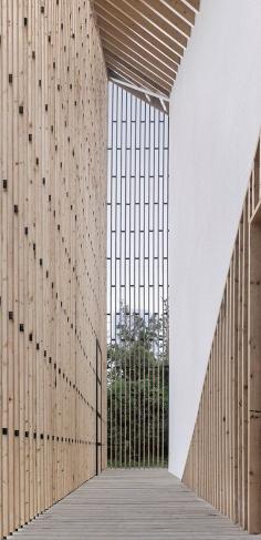 
                    
                        Nanjing Wanjing Garden Chapel, Nanjing, 2014 - AZL architects
                    
                