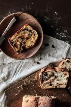 Cinnamon Raisin Swirl Bread