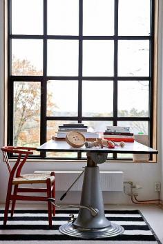 
                    
                        A Swedish west coast retreat, family home and studio
                    
                