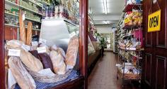 
                    
                        Fresh produce, local focus ~ Avenue Road Deli, Mosman
                    
                