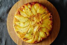 
                    
                        Rosemary Pear Cake
                    
                