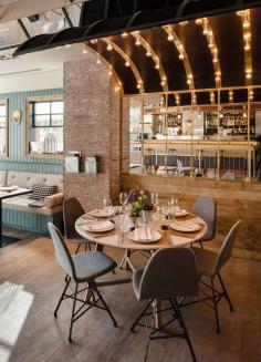 
                    
                        guitos_restaurant_01
                    
                