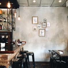 
                    
                        Booty's in New Orleans / photo by dabito
                    
                