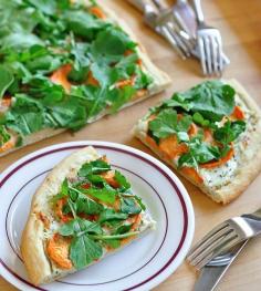 
                    
                        This Vegetarian Flatbread is the Perfect Size to Share with Friends #food trendhunter.com
                    
                