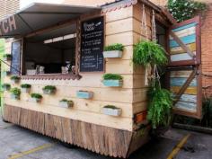 
                    
                        Sydney’s amazing food trucks    Read full story and see all trucks:  niceartlife.com/...
                    
                