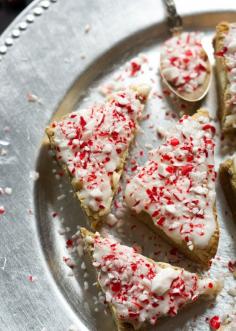 
                    
                        PEPPERMINT CRUNCH WHITE CHOCOLATE BLONDIES
                    
                