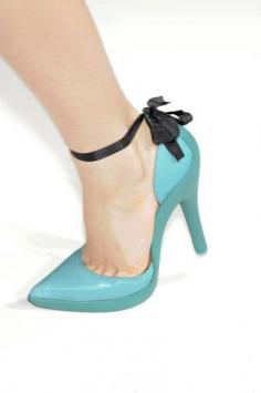 
                    
                        L.A.M.B - 50 Best Shoes of New York Fashion Week - StyleBistro
                    
                