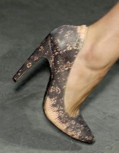 
                    
                        L.A.M.B - 50 Best Shoes of New York Fashion Week - StyleBistro
                    
                