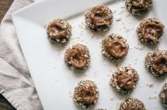 
                    
                        VERMONT CARAMEL MAPLE THUMBPRINTS
                    
                