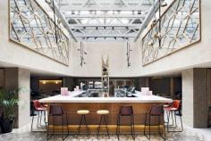 
                    
                        Barra central - AD España, © Belén Imaz
                    
                