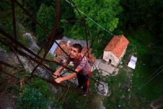 
                    
                        Twenty years of solitude. Full story and photo's here: niceartlife.com/...
                    
                