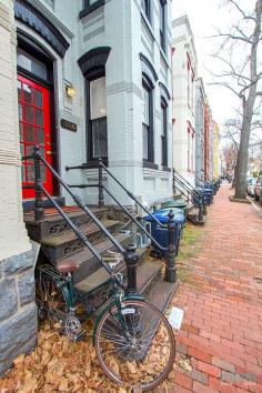 
                    
                        Georgetown - Washington DC
                    
                