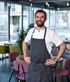 
                    
                        LuMi, Sydney restaurant review
                    
                