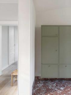 
                    
                        Portrait of a House by Frederik Vercruysse | www.yellowtrace.c...
                    
                