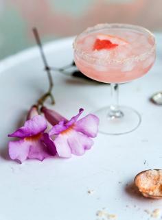 
                    
                        GRAPEFRUIT SPRITZ
                    
                