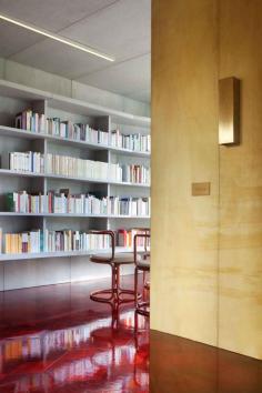 
                    
                        Concrete Flat in Paris by Rodolphe Parente | www.yellowtrace.c...
                    
                