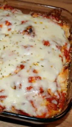 
                    
                        Bubble Pizza ~ a quick and easy pizza recipe made with a can of biscuits
                    
                