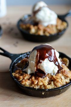 
                    
                        Oatmeal Cookie Banana Crisp with Chocolate Kahlua Sauce
                    
                