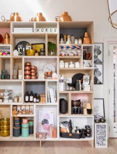 
                    
                        melbourne shopstop..
                    
                