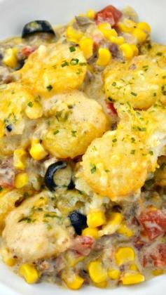 
                    
                        Cowboy Casserole ~ easy to make... It's beefy, cheesy, corn-y tator tot goodness
                    
                