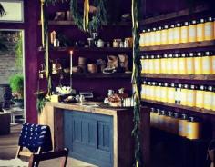 
                    
                        Bellocq tea
                    
                