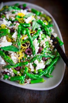 Super Spring Salad! 》Spring Asparagus Salad 》feastingathome.com