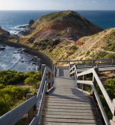 
                    
                        Just an hour southeast of Melbourne is the Mornington Peninsula.
                    
                